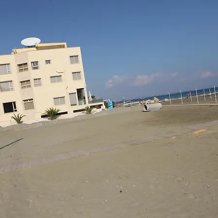 公寓 Quattro Sea View Beachfront Ap 6