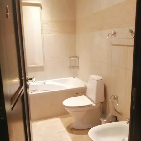 Lejlighed Quattro Sea View Beachfront Ap 6