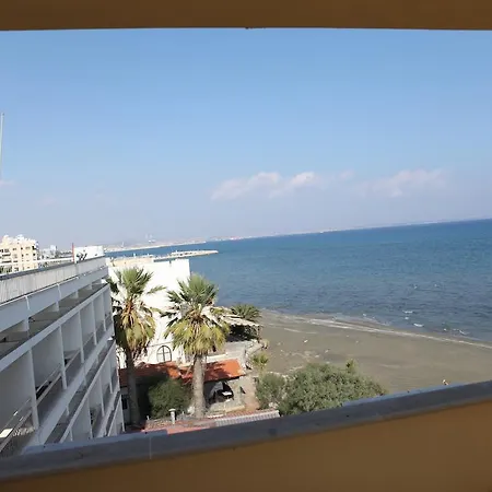 Lejlighed Quattro Sea View Beachfront Ap 6