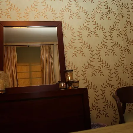 Quattro Sea View Beachfront Ap 6 Larnaca