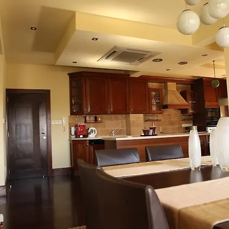 Quattro Sea View Beachfront Ap 6